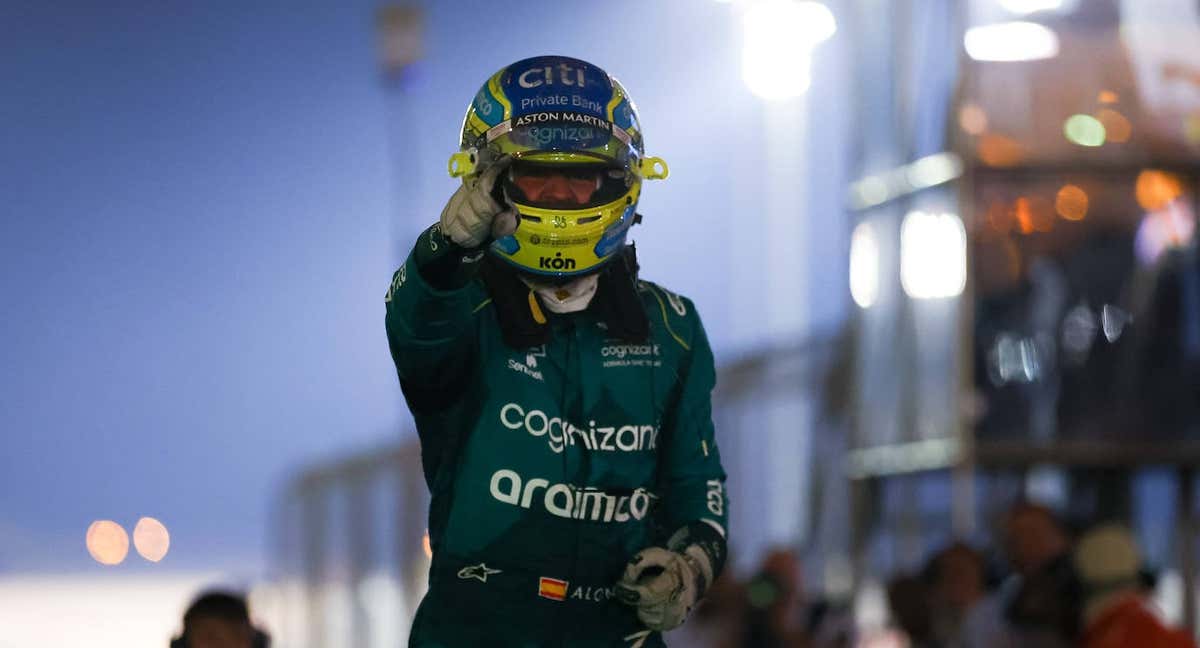 Fernando Alonso, tras su 99º podio en el GP de Baréin 2023. /Getty Images