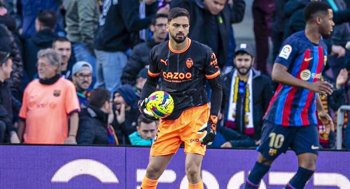 Mamardashvili durante el partido. /Valencia C.F