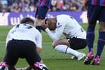 El Valencia está harto de la disparidad de criterio arbitral, con el ejemplo de Barcelona y Real Madrid
