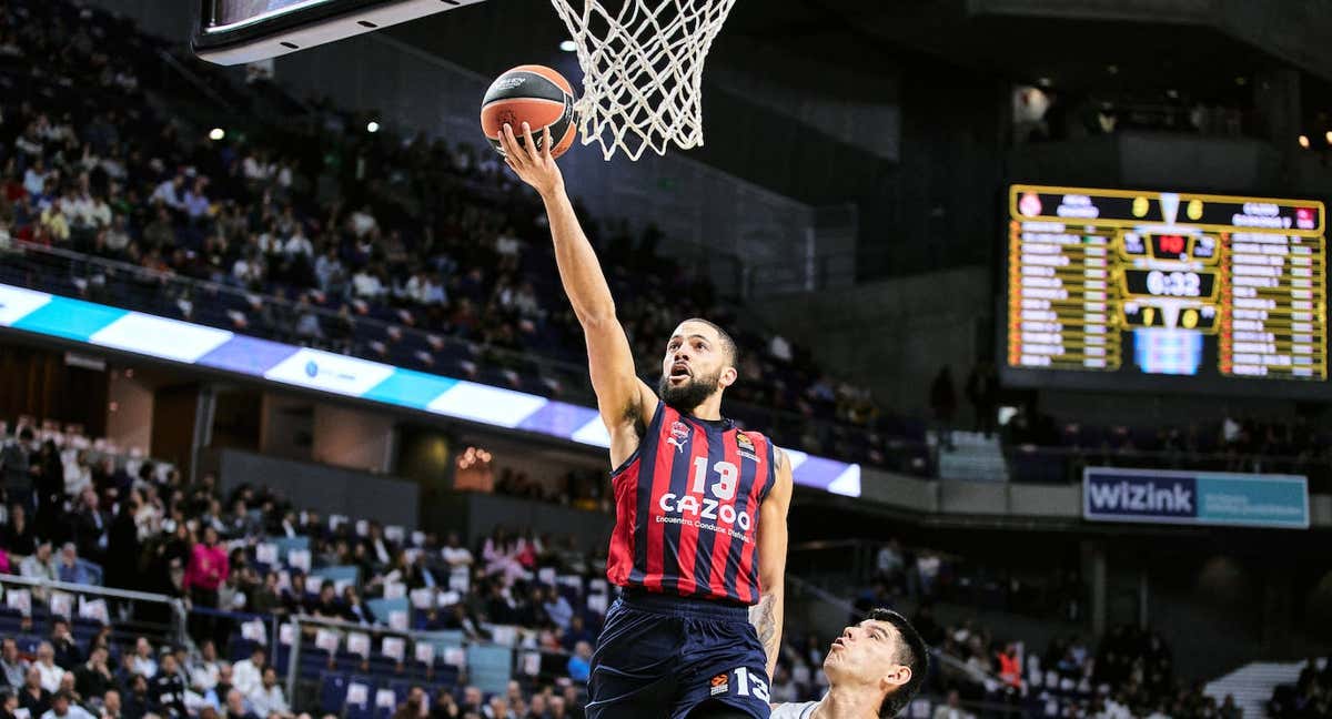 Darius Thompson, en una entrada a canasta ante el Real Madrid. /GETTY IMAGES