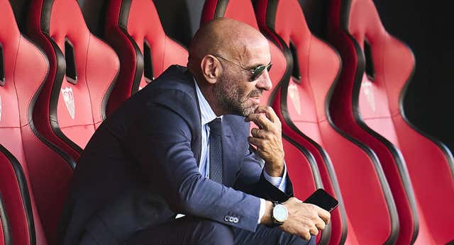 Monchi: «Lo fácil sería dimitir, pero eso es de cobardes«