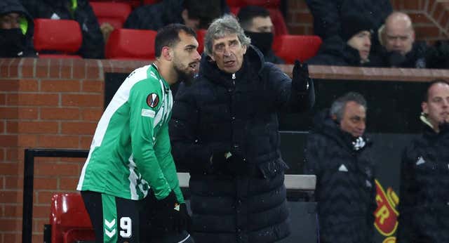 Pellegrini mira al Villarreal tras un duro baño de realidad