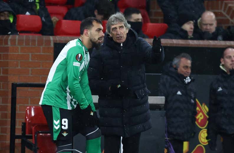 Pellegrini mira al Villarreal tras un duro baño de realidad