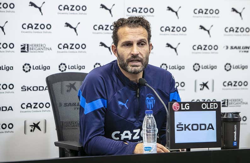 Baraja cierra la polémica con los árbitros y el Barça