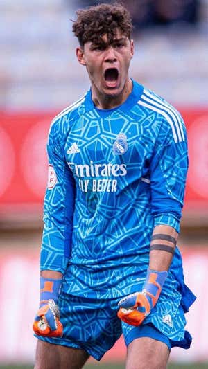 Diego Piñeiro.  INSTAGRAM: @diego.pineiro13
