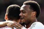 Aconsejado por Henry y los Hazard, el fichaje más caro de la historia del Lens mete tres goles en cinco minutos