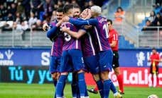 Premio gordo para el Eibar: vuelve al liderato tras ser el único de los 'cocos' en ganar