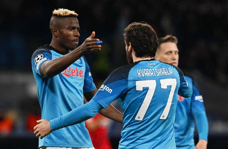 Spalletti y Osimhen llevan al Nápoles a cuartos por primera vez en su historia