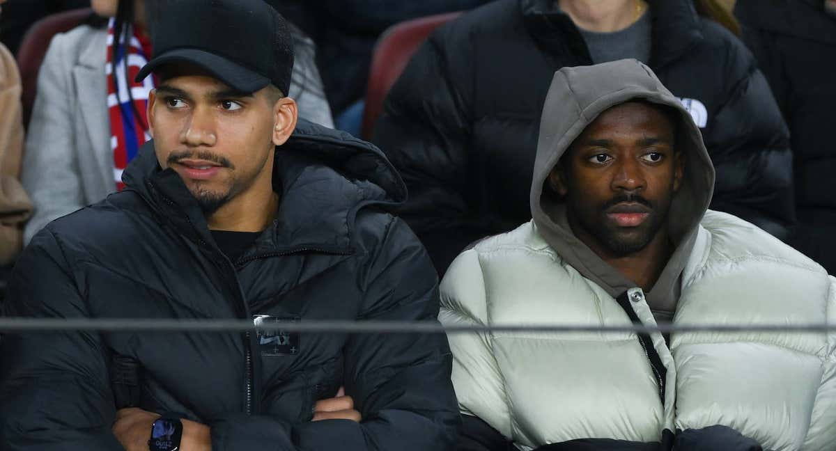 Dembélé y Araujo, en un partido del Barcelona./GETTY