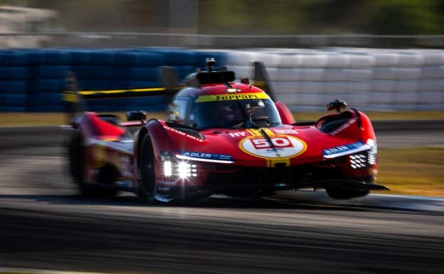 El Ferrari 499P #50 en Sebring.  Ferrari