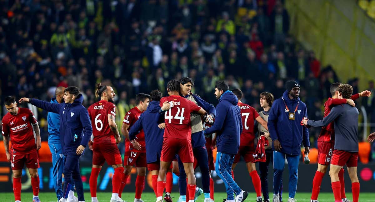 El Sevilla celebra el pase a cuartos.