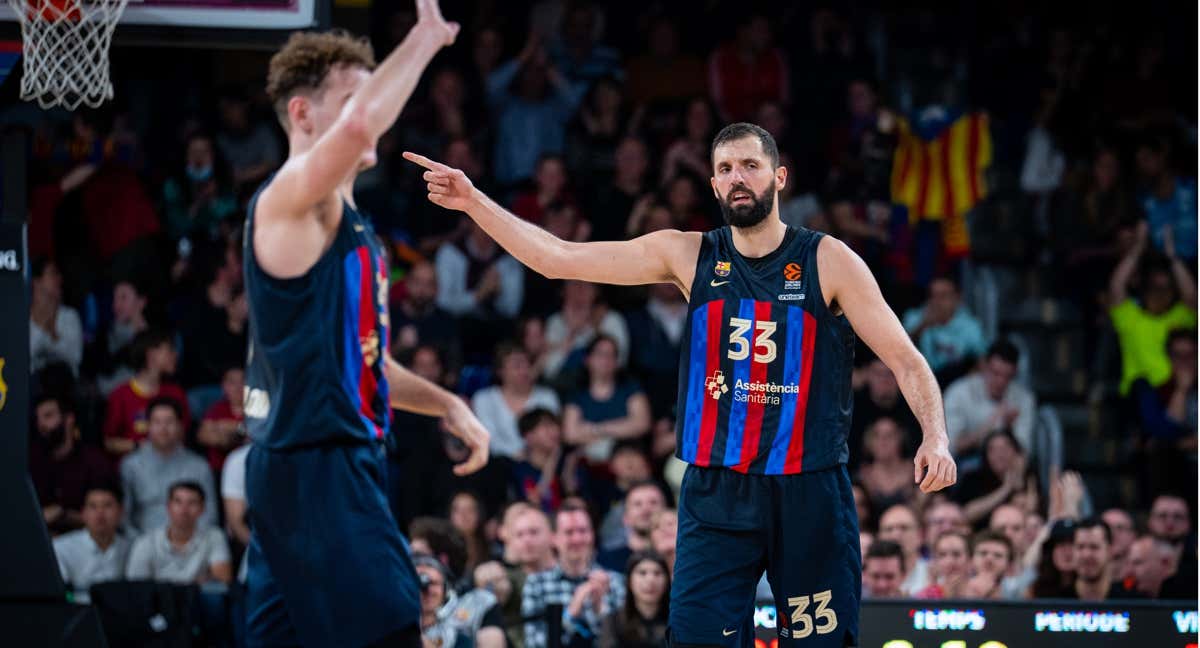 NIKOLA MIROTIC CELEBRA UNA ACCIÓN DURANTE EL ENCUENTRO/ BARÇA