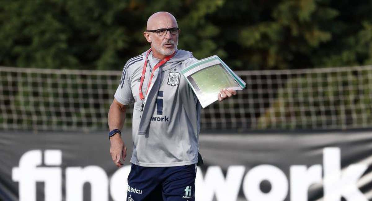 Luis de la Fuente, en un entrenamiento de la sub21.