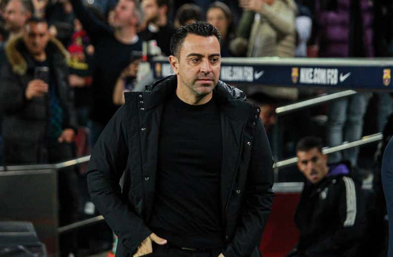 Xavi responde a Ancelotti: «Si hoy hablamos del VAR ya es de traca»
