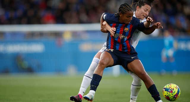 Geyse y Oshoala siguen en blanco