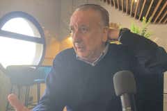 El fichaje más difícil del Villarreal: «Me cabreé y le dije que si pagaba yo la cena lo cerrábamos»