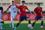 César Palacios, la perla del Madrid obsesionada con el fútbol ya decide con España