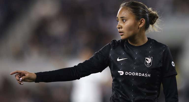 Alyssa Thopmson ante Gotham FC.