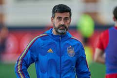 José Lana, el currante que envió un currículum y ahora entrena a la Sub-19