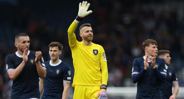 Escocia cambia de guardia con vistas a la Eurocopa y al Mundial 2026