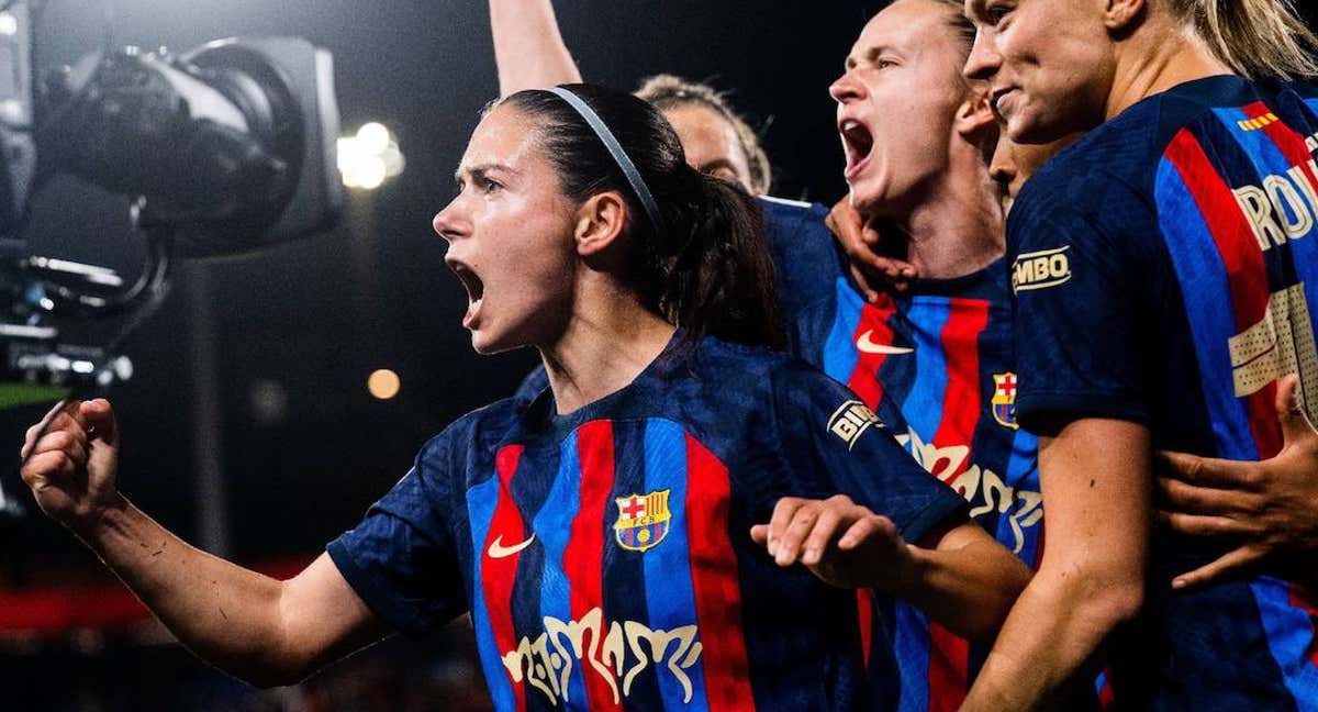 Aitana Bonmatí celebra con sus compañeras el gol en el Clásico ante el Barça. /FC BARCELONA