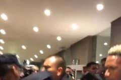 El portero peruano Pedro Gallese pasó la noche en comisaría tras una reyerta con la Policía
