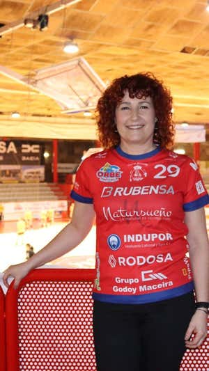 Regina, fiel seguidora del conjunto gallego. BM Porriño
