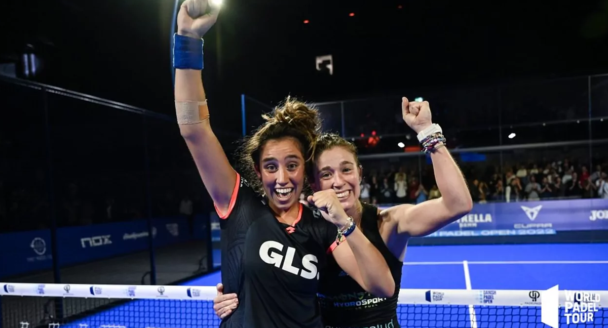 Martita y Bea celebrando una victoria./WPT