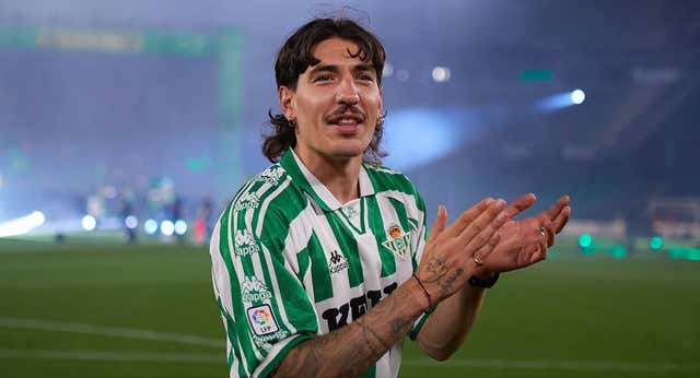 La posible vuelta de Messi al Barça, Bellerín y el Betis, Leao decide su futuro…