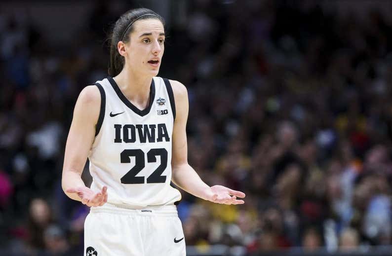 Caitlin Clark, la heredera de Steph Curry, se queda sin corona en la NCAA