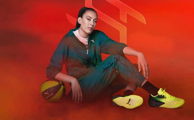 Breanna Stewart posa con sus Stewie 1 Quiet Fire.  PUMA