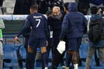 El PSG sigue mimando a Mbappé pese a los roces: su padrino Luis Campos seguirá