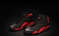 El último récord de Michael Jordan: 2,2 millones de dólares por unas zapatillas