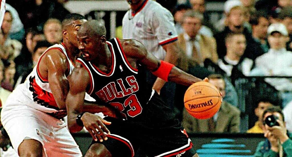 Michael Jordan durante un partido con los Chicago Bulls./Steven R.Schaefer