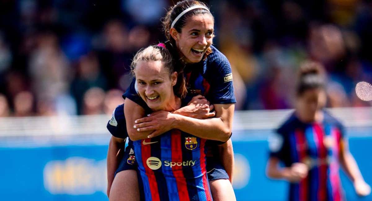 Aitana y Hansen celebran uno de los goles que le marcaron al Atleti en la jornada 25. /FCB Femení