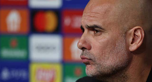 Gundogan no quiere hablar de su futuro y Guardiola pide precaución