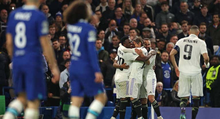 El Real Madrid celebra el primer gol ante el Chelsea.