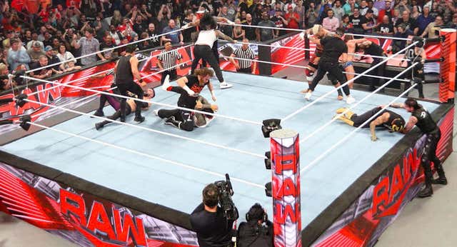 Bloodline y Judgment Day provocan el caos absoluto en RAW