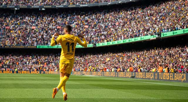 El sol nubla al Atleti y Ferran sentencia la Liga del unocerismo