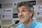 Imanol Alguacil da un tirón de orejas a la afición y hasta a su hijo: «No puede ser que estén sufriendo por ser cuartos»