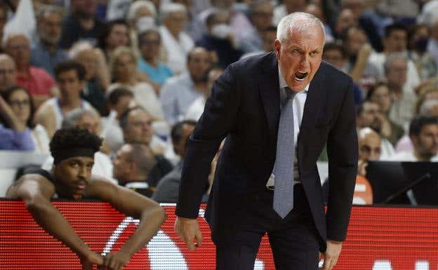 Zeljko Obradovic, durante el partido contra el Madrid. EFE