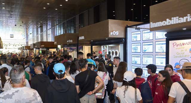 Tenis, colegios, caterings y el aficionado que entró a un stand y acabó vendiendo una casa