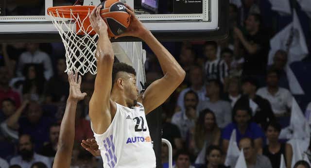 Edy Tavares enciende todas las alarmas en el Real Madrid por una lesión de rodilla