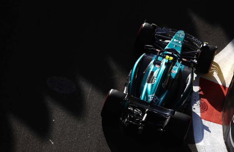 El DRS del nuevo alerón trasero condiciona a Fernando Alonso en Bakú