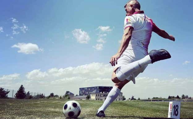 El Jon Rahm del footgolf no puede costearse ir a un Mundial al que acudirá un gran 'socio' de Guti y Raúl