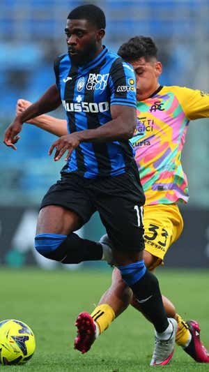 La Lazio aplaza el Scudetto del Nápoles; Inter y Juventus dan un paso al frente por la Champions