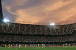 Mestalla y la cantera es lo que le queda al Valencia para salvarse