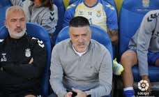 Las Palmas busca el efecto García Pimienta para volver al ascenso directo