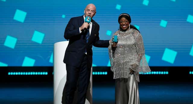 Sigue la polémica por los derechos del Mundial femenino: «Con Infantino tenemos la impresión de que sólo es cuestión de dinero»
