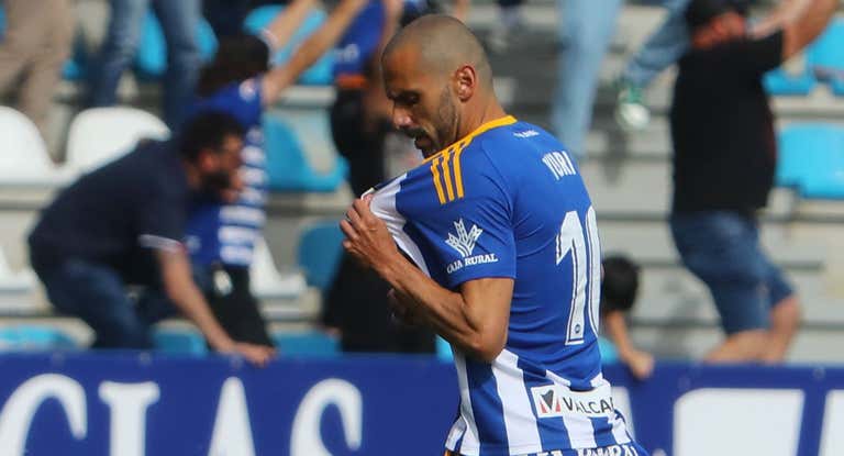 Yuri celebra un gol.